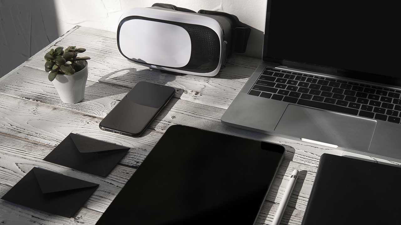 Electronics & Gadgets