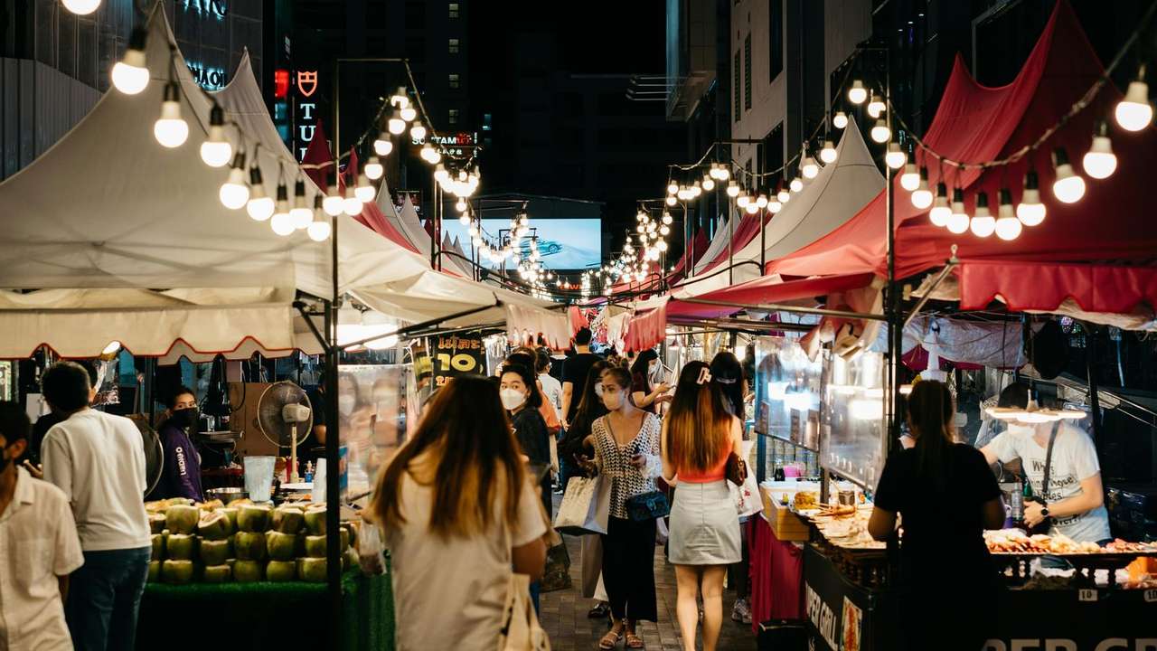 Authentic Bangkok Encounters