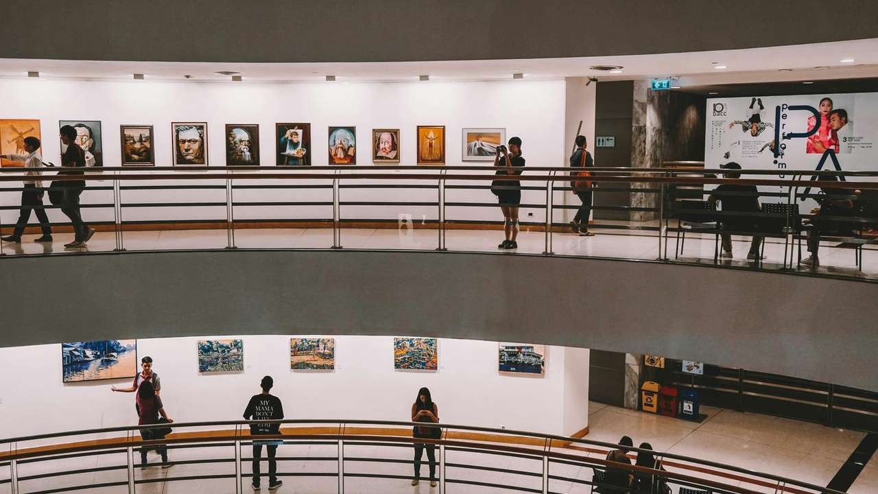 Creative Pulse in Art and Culture Hubs