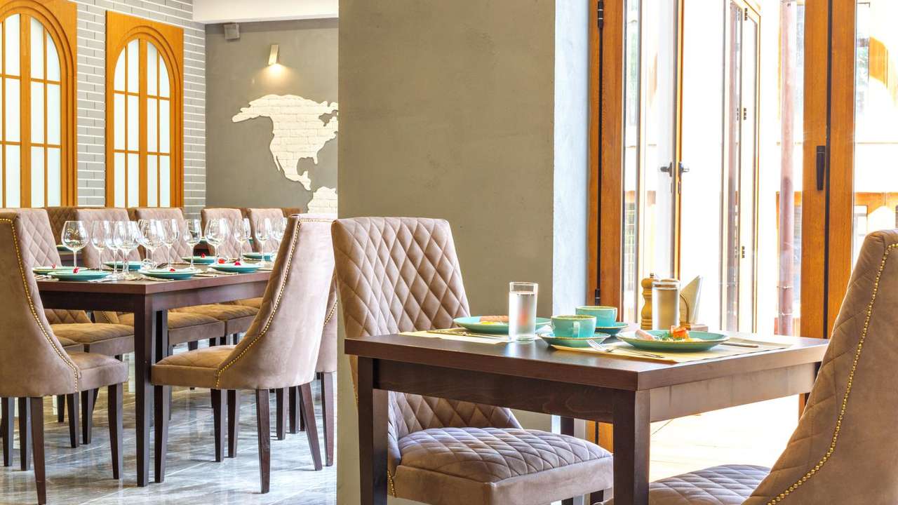 Gourmet Journeys in Dining Destinations