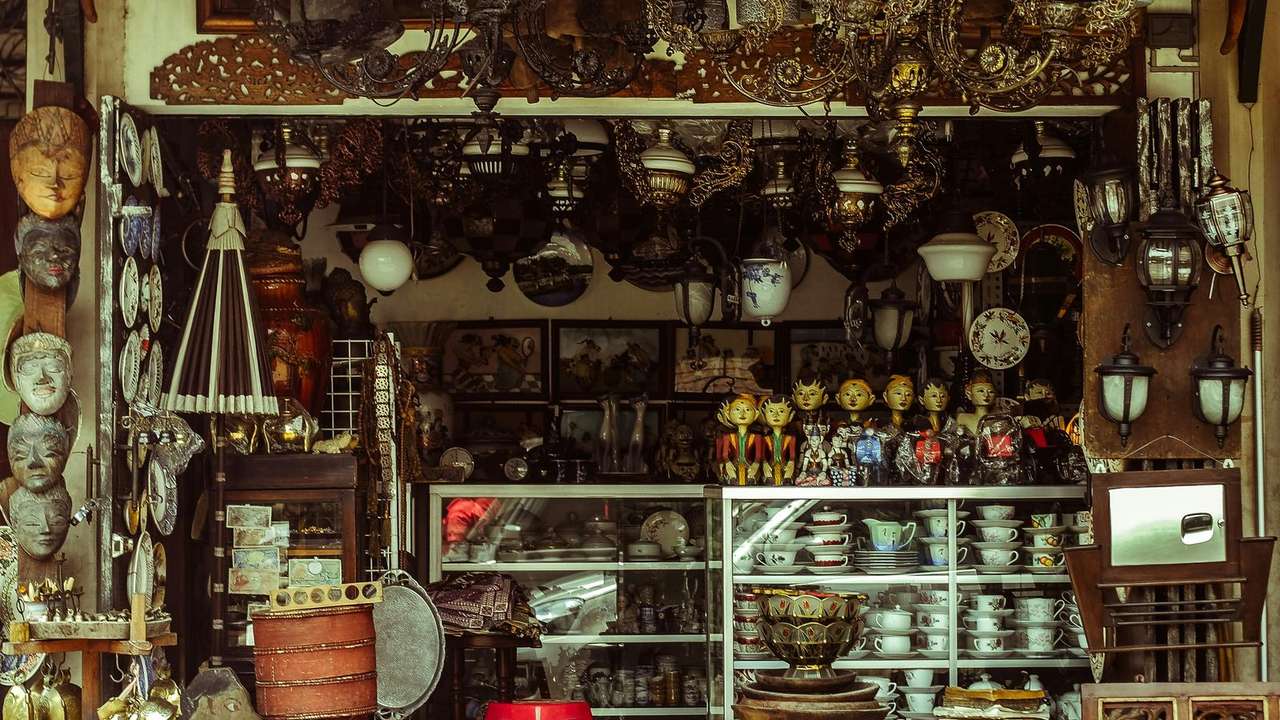 Antique Shops in Bangkok