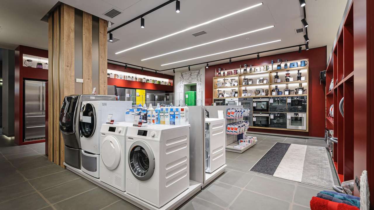 Electronics Stores in Bangkok